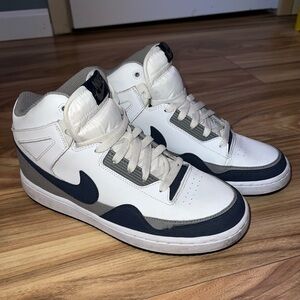 Nike Men's White and Navy Retro Sneakers 2013